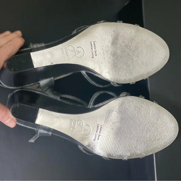 Adrianna Papell heels - Picture 10 of 10